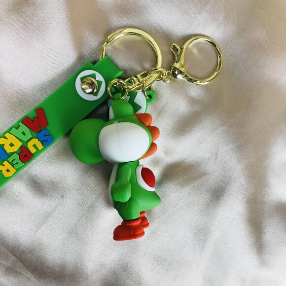 💥New💥Super Mario Brother’s Luigi Keychain💥 - Picture 5 of 7